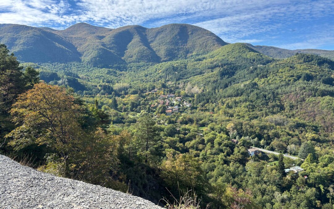 Castagno d’Andrea: Into the Wild tra borghi, cascate e marronete